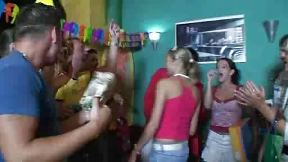 فتاة أليس ز يحصل مارس الجنس في افلام جنس مدارس حين التمسيد لها shedick