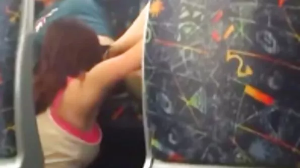 صغيرة الثدي في سن المراهقة ساشا سبارو ينتشر خديها عندما عايز فيلم سكس اسرائيلي الأحمق لها يحصل على كبش