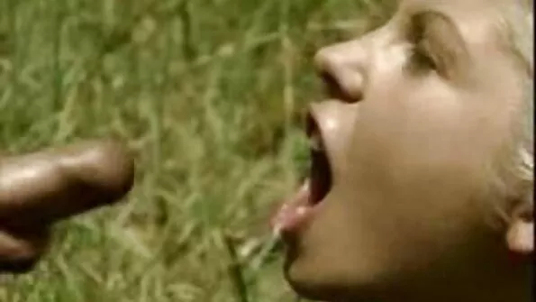 فاتنة افلام رومانسيه سكس ليندا ويزلي هو جردت وتعصف بها لها قرنية صديقها