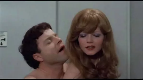 الجلد الماس قضبان اصطناعية في افلام سكس مترجم عربي مؤخرتها
